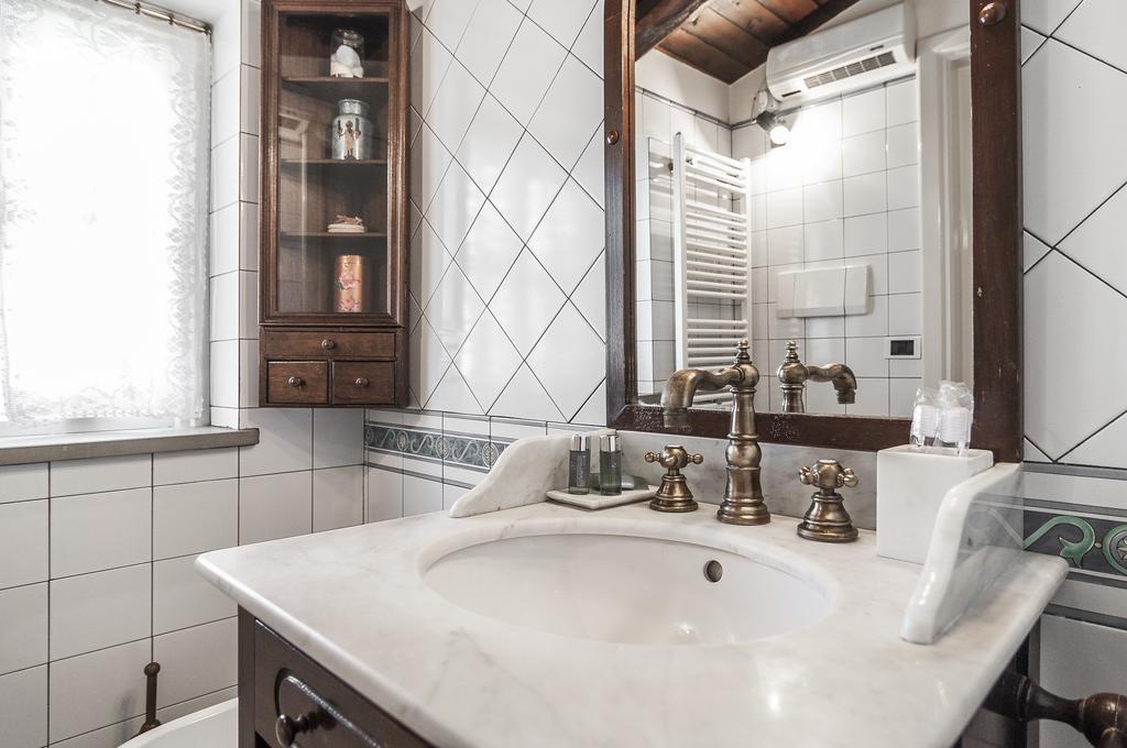 B&B La Corte Fondi Buitenkant foto